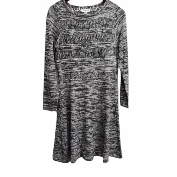 CalvināKleināSweaterĀ MidiāDressāSizeāMedium - Picture 1 of 5